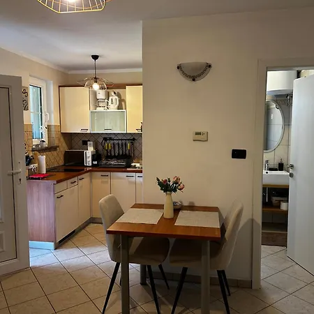 Ines Appartement *